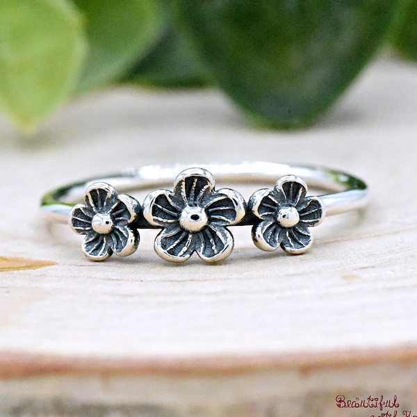 Three Five Petal Flowers Ring, Solid Oxidized 925 Sterling Silver Flower Ring, Womens Ladies Girls Flower Ring, Silver Flower Ring Band