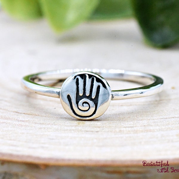 Healer's Hand Engraved Disc Ring, Reiki Shaman's Hand Native American Symbol Ring, Solid 925 Sterling Silver Swirl Healing Hand Ring, Gift