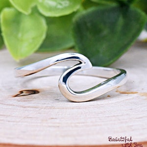 Sterling Silver Beach Jewelry Wave Ring, Wave Ring Womens, Surfers Oceans Nautical Ring, Waves Ring, Simple Plain Silver Wave Ring