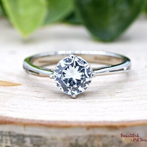 Minimalist 4 Prong Crown Set Solitaire Round CZ Wedding Ring, Silver Engagement Ring, Solid 925 Sterling Silver Art Deco Promise Ring