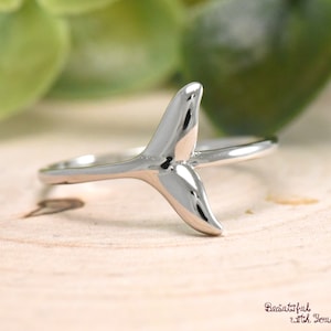 Whale Fluke Ring, Sterling Silver Ocean Theme Fish Tail Ring, Humpback Whales Ring, Gift Ideas, Beach Summer Jewelry