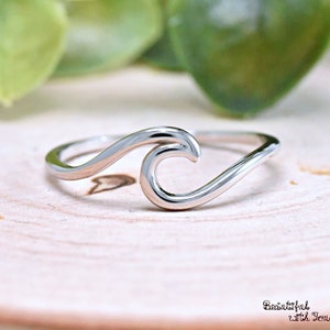 Sterling Silver Minimalist Ocean Sea Tide Wavy Wave Ring, Trendy Nautical Wave Ring, Beach Jewelry, Summer Theme Simple Wire Style Wave Ring