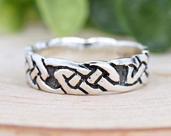 Celtic Knot Braid Engagement Ring, Celtic Knot Eternity Band, Minimalist Celtic Promise Ring, Solid 925 Sterling Silver Celtic Thumb Ring