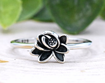 Solitaire Lotus Flower Ring, 925 Sterling Silver Oxidized Lotus Ring, Womens Flower Ring, Zen, Meditation Ring, Lotus Flower Silver Ring