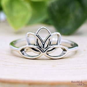 Zen Lotus Flower Ring, Simple Lotus Flower Ring Silver, Solid 925 Sterling Silver Lotus Ring, Calm Meditation Inspired Lotus Ring Band