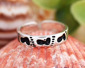 Anillo de plata de ley con huella de pie en el dedo del pie, anillo de plata de ley con huella de pie grabada, anillo de plata ajustable abierto para el dedo del pie, joyería de verano para la playa, regalo