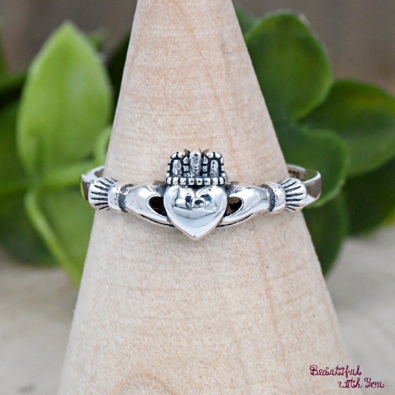 Solid 925 Sterling Silver Irish Traditional Celtic Claddagh Ring Womens Dainty Everyday Jewelry Promise Engagement Wedding Band image 2