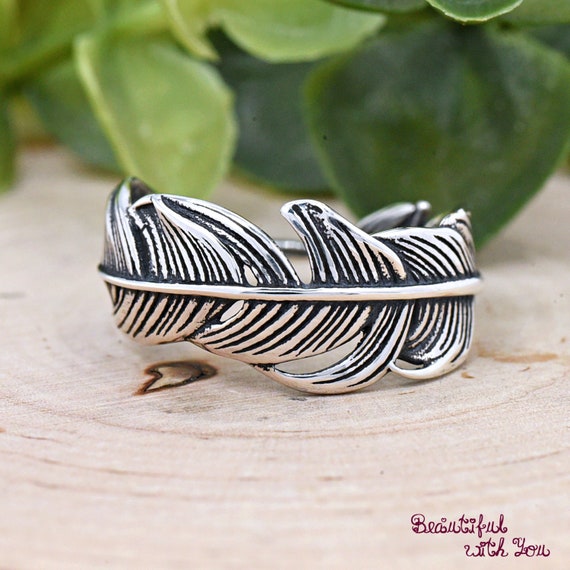 Sterling Silver Sideways Feather Ring Sterling Silver Sideways Feather Ring
