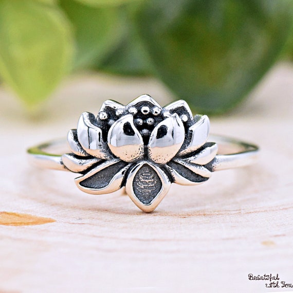 Buy GIVA 92.5 Sterling Silver Lotus Crown Ring for Women Online At Best  Price @ Tata CLiQ