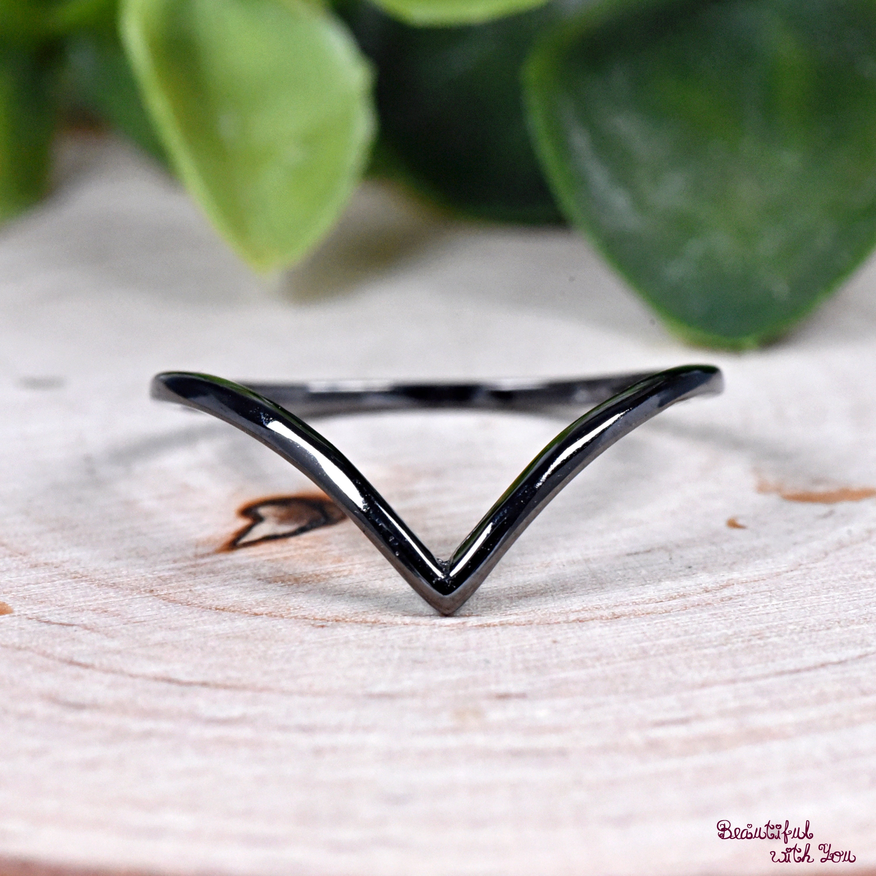 Black Rhodium Silver Wish Bone V Shape Chevron Thumb Ring, Black Silver V Shape Chevron Ring, 925 Sterling Silver Stacking V Shape Midi Ring