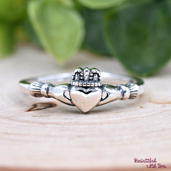 Solid 925 Sterling Silver Irish Traditional Celtic Claddagh Ring Womens Dainty Everyday Jewelry Promise Engagement Wedding Band