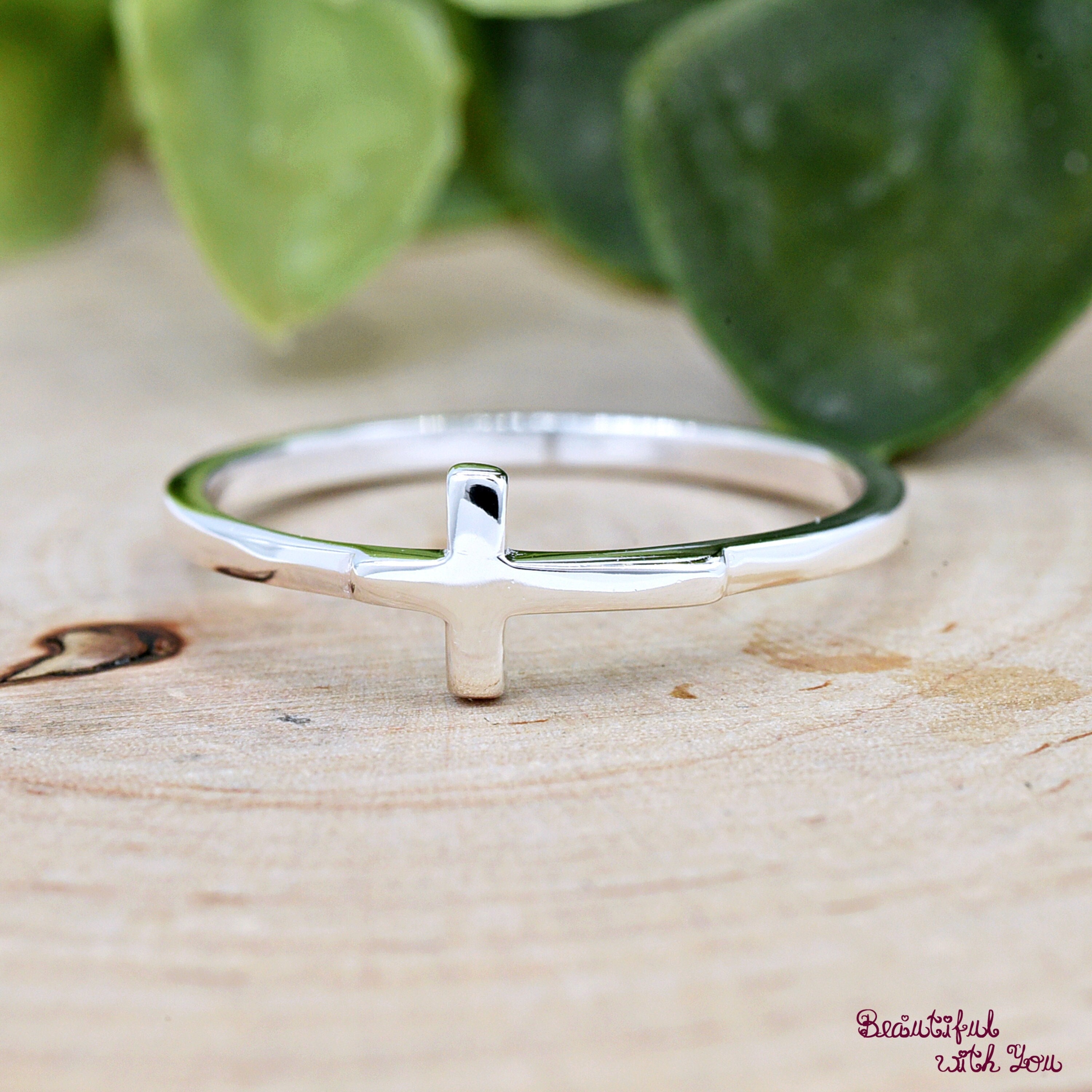 Horizontal Cross Ring 2025 | www.urbag.ws