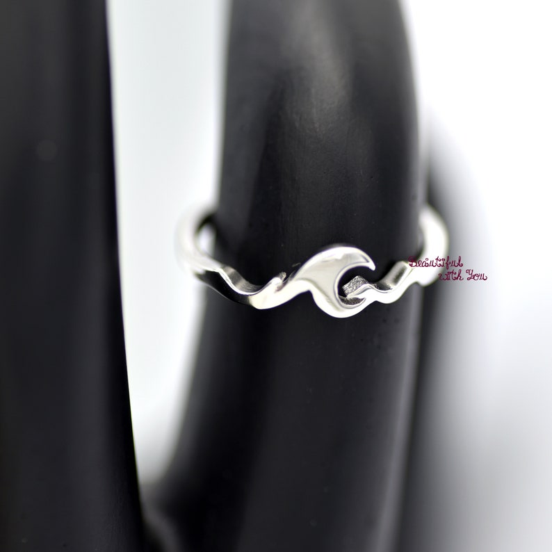 Multiple Waves Ring Ocean Tide Sea Plunging Waves Nautical Beach Summer Trendy 925 Sterling Silver Womens Dainty Everyday Simple Band