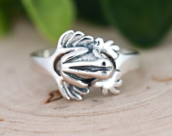 Frog Sterling Silver Ring, Women's Girl's Frog Ring, Solid 925 Sterling Silver Ring, Gift, Nature Inspired Amphibian Jewelry