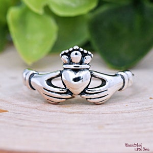 Traditional Irish Claddagh Ring, Best Friend Ring, Friendship Loyal Ring, Solid 925 Sterling Silver Celtic Claddagh Ring, Dainty Jewelry
