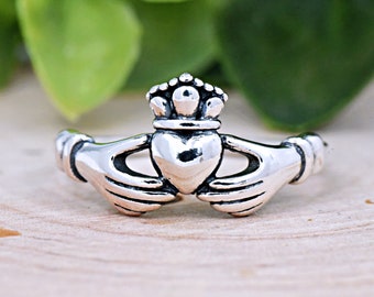 Traditional Irish Claddagh Ring, Best Friend Ring, Friendship Loyal Ring, Solid 925 Sterling Silver Celtic Claddagh Ring, Dainty Jewelry