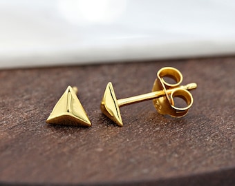 Gold Plated Solid 925 Sterling Silver Tiny 4mm Pyramid Shape Triangle Geometric Dainty Stud Push Back Earring Girls Children's Kids Gift