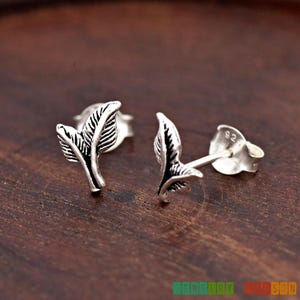 Solid 925 Sterling Silver Tiny 7mm Sprout Leaf Stud Earrings, Cute Earrings For Girls, Vintage SilverEarrings Stud, Nature Theme Earrings