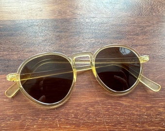 Monture de lunettes de soleil ronde jaune vintage des années 30, 40