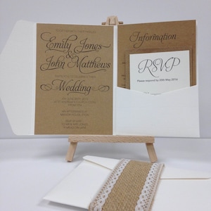 Kraft texturé et dressée poche de toile de jute et dentelle plier pack invitation mariage