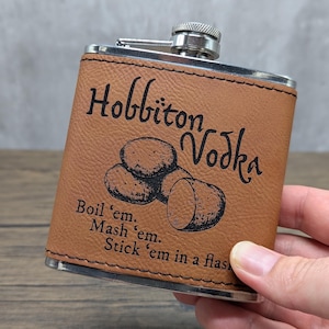 Hobbiton Vodka Hip Flask and Cocktail Recipe | Lord of the Rings Inspired 6oz Leather-like Flask