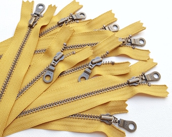 YKK Monster Snot (828) Antique Brass Zipper 10,13,15, 18, 20, 23, 25, 28, 30, 36, 41cm 46cm Doughnut Pull 4" up to 18" UK