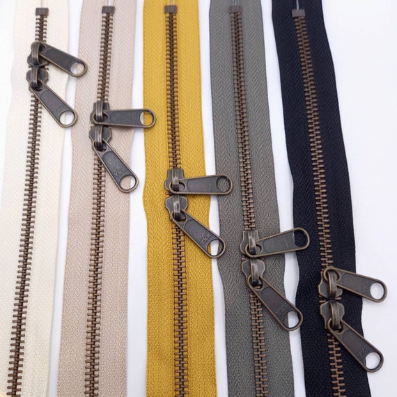 Cerniera YKK in ottone anticato con 2 tiretti lunghi Testa a testa 55 cm 22  pollici 46 cm 18 pollici Zip per zaino, Moccio di mostro grigio  metallizzato canna di fucile UK -  Italia