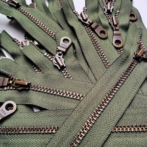 YKK Army Green (566) Antique Brass Zipper *Doughnut Pull* 10,13,15,18,20,23 25,28,30,36,41,46cm or 4" up to 18 inches