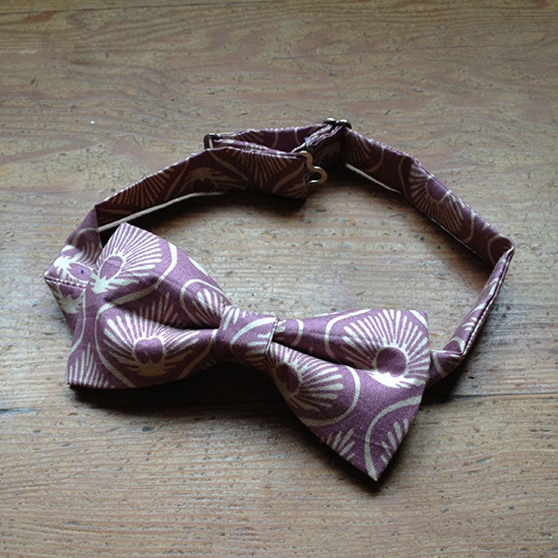 Purple Peacock Feather Men/'s Bow Tie