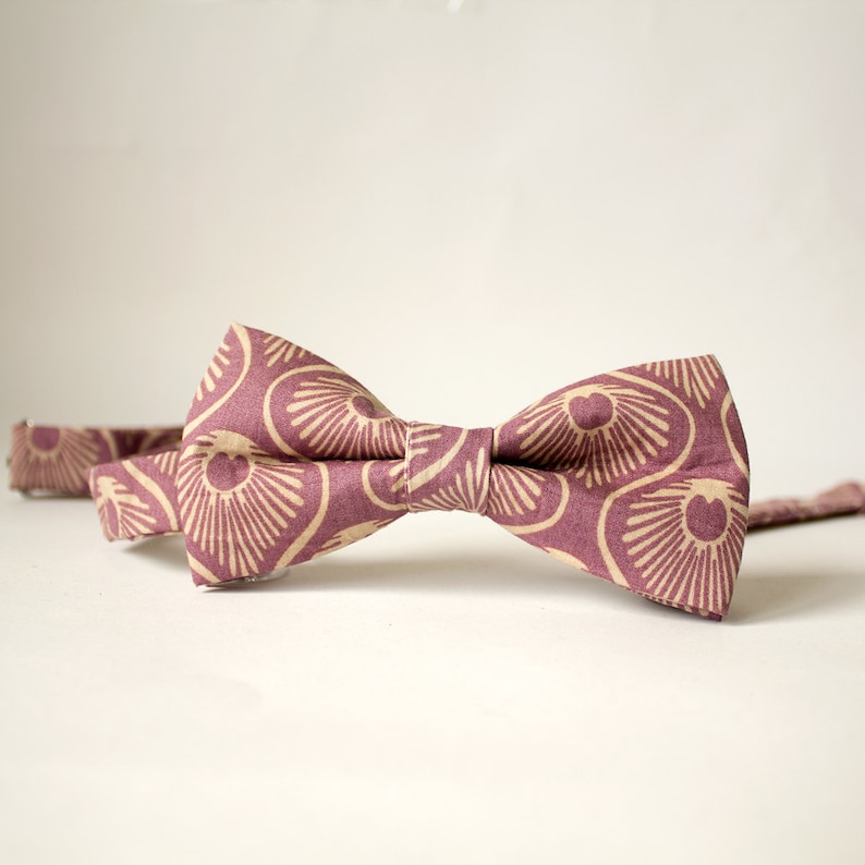 Purple Peacock Feather Men/'s Bow Tie