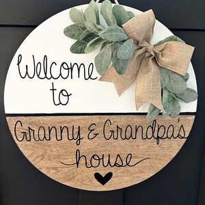 Grandparents gift. Door hanger. Personalized door hanger. Grandparents door hanger. Grandparents day gift. Welcome door hanger. Door Sign.