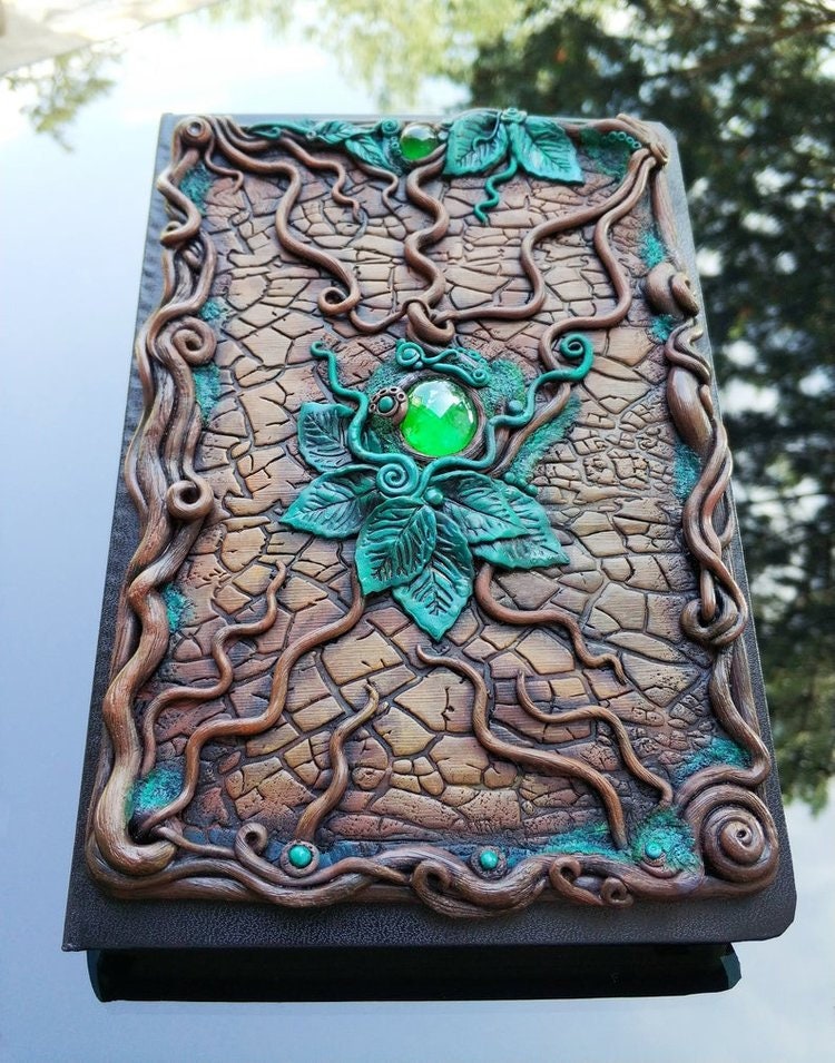 Druid Spellbook Elven journal Grimoire notebook Pagan - Etsy Nederland