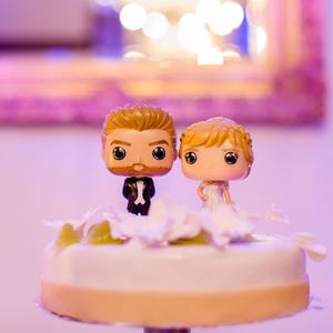 Personalisierte Hochzeitstorte Toppers (funko pop)