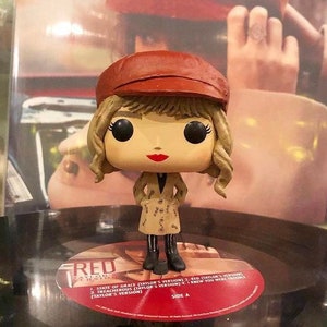 I've made Taylor Swift funko pops for all of the eras! 😍 (feat. Schro