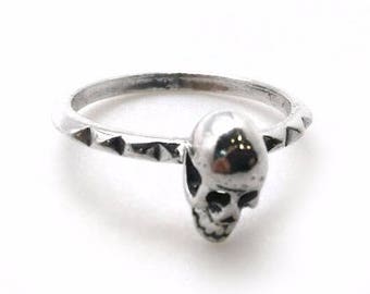 1pc Sterling Silver 925 Finger Ring, Size 8, Silver Skull Ring, JBB Findings, Skull Jewelry, Gothic Jewelry, Small Silver Skull Ring
