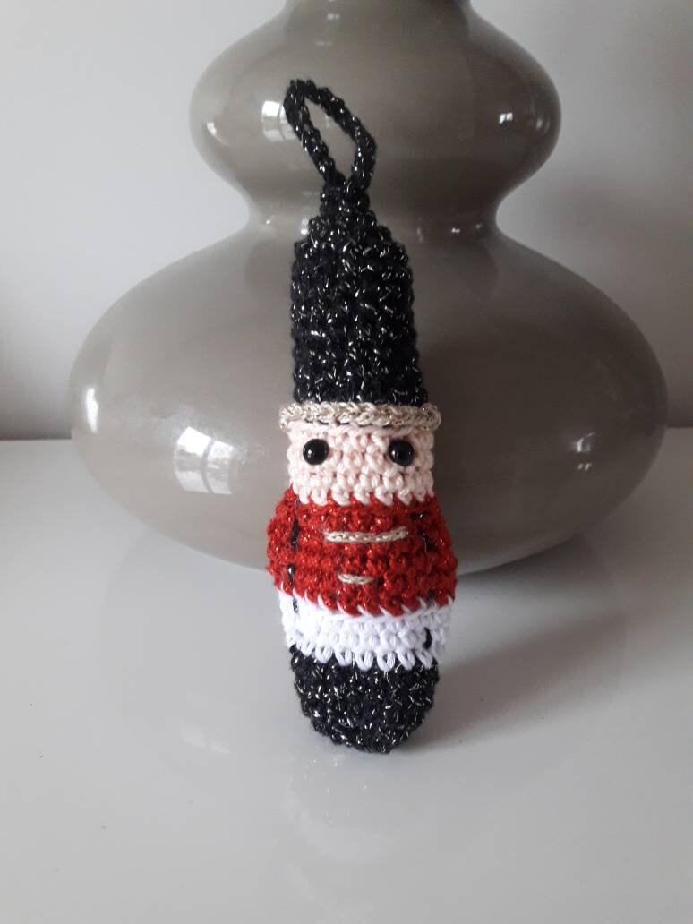 Magnifique Décoration de Noël, Collection Petits Sujets, Modèle Casse Noisette