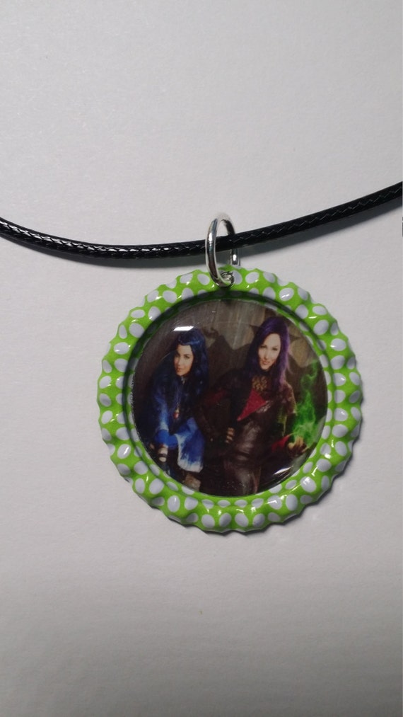 Disney Mal y Evie botella acabado tapa collar - Etsy España