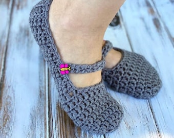 Chunky Button Slippers Crochet Pattern, Bulky Slippers, Slippers Women, Ladies Slippers, Crochet House Shoes, Crochet for Women