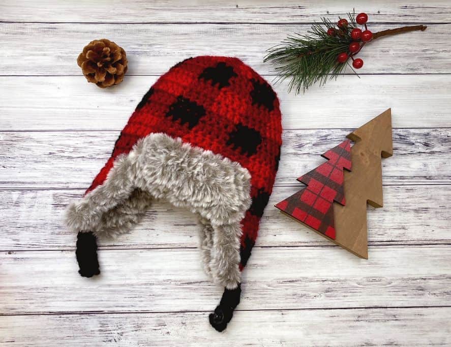 39 Baby Hat Crochet Patterns for Sweet Handmade Gifts and Everyday Warmth 30 Plaid Crochet Aviator Hat