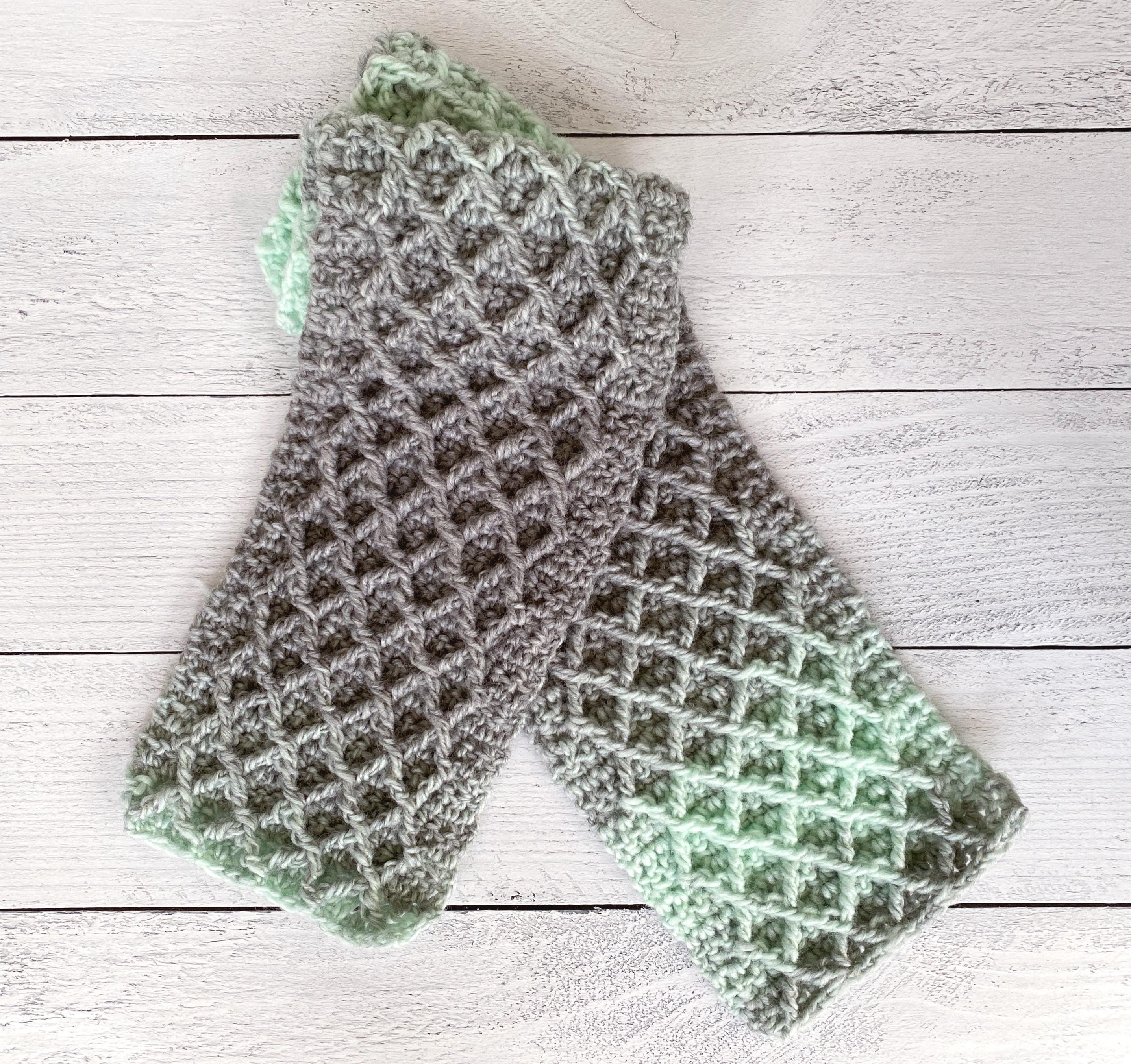 39 Crochet Scarf Ideas: Stylish Patterns for Skinny, Chunky, Cowl, and Wrap Looks 24 Diamond Stitch Scarf Crochet