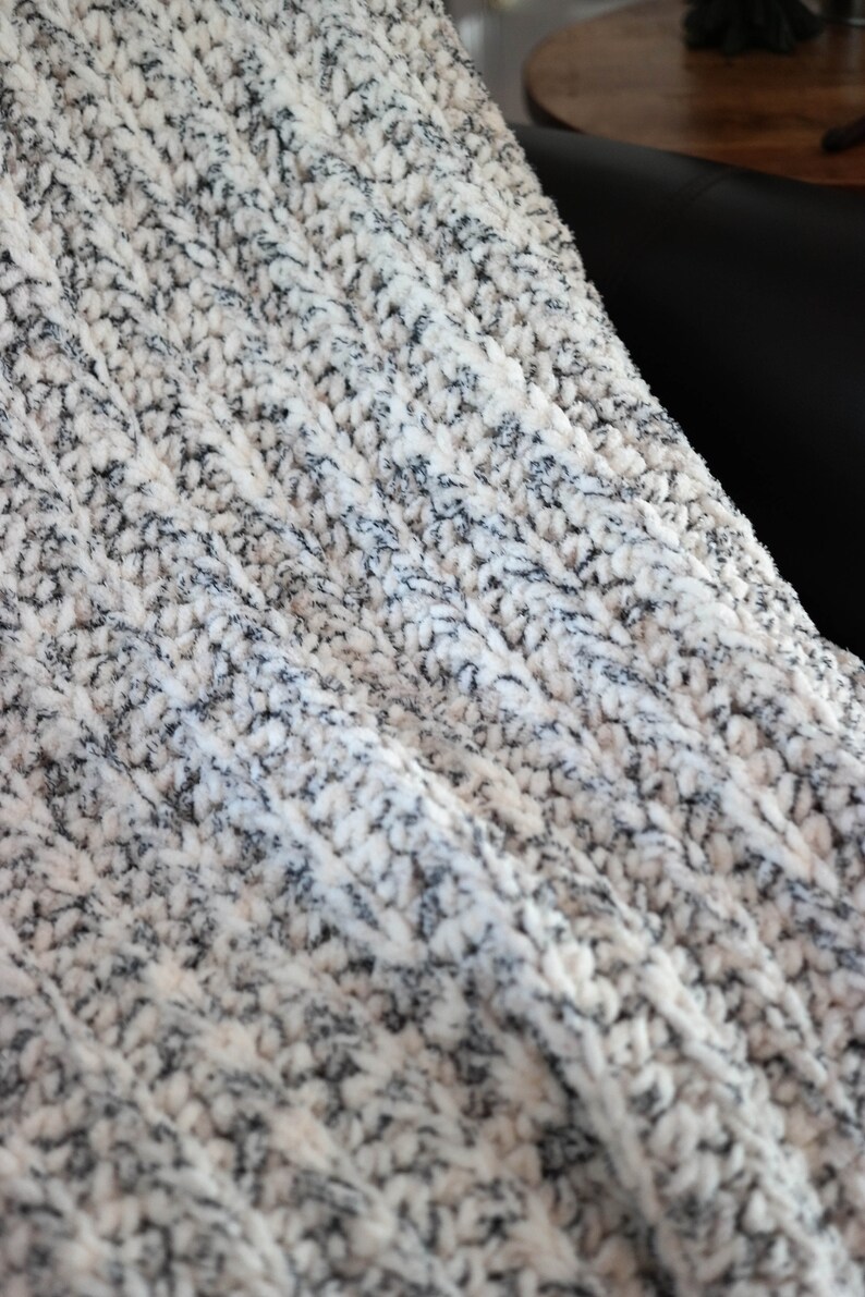 Ivory Tweed Throw Blanket handmade with Bernat Blanket Yarn Etsy