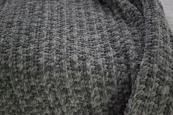 Black chenille throw blanket hotsell