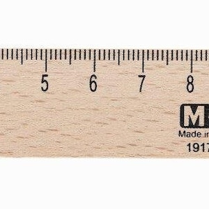 Règle M+R en bois de hêtre avec insert en métal - 17 ou 30 cm de longueur