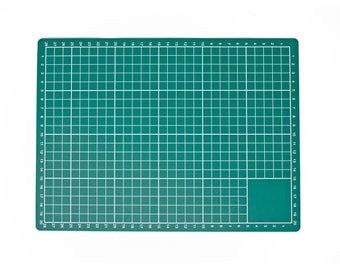 Studio 22 Self Healing Double Sided A4 Cutting Mat