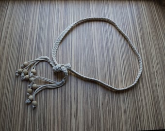 Cinturón anudado con cordón de algodón trenzado color blanco hueso, cuentas de madera, talla mediana, accesorios vintage