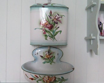 French vintage Lavabo fountain 1900s Chippy enamel Bathroom decor International Free Shipping boudoir decor botanical porcelain water font