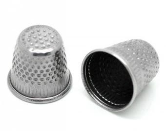 30 slip-resistant 18mm steel thimbles