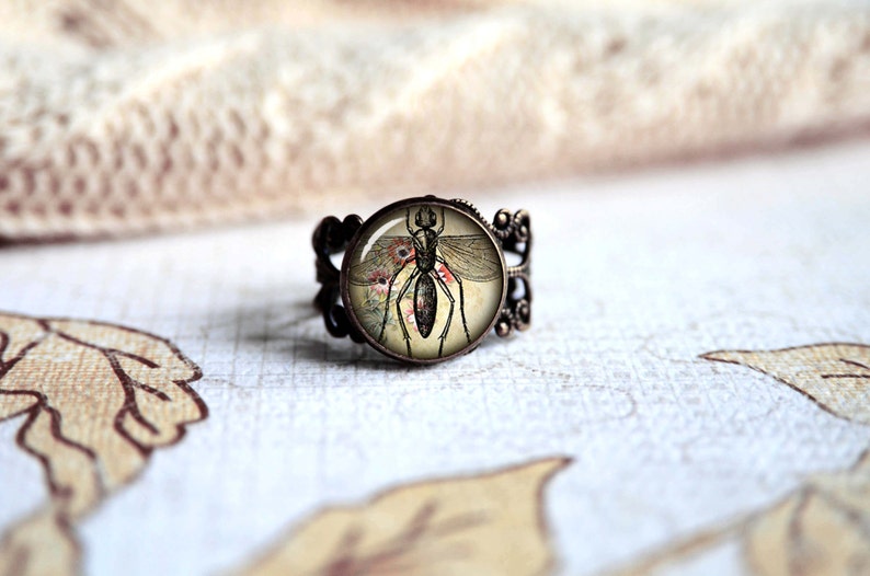 Queen Bee adjustable ring antique silver or antique bronze Choose your finish