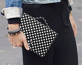 Mini iPad  7" tablet Case Black and White Polka Dot Bagabook with carry handle for easy use.