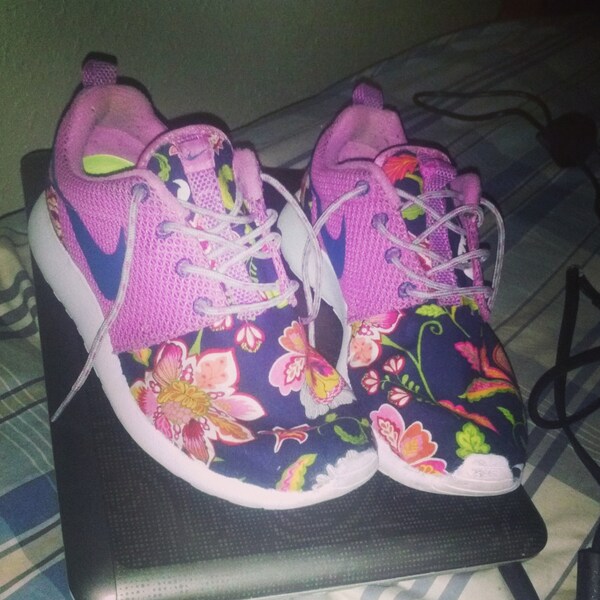 Nike Roshe Run floral custom